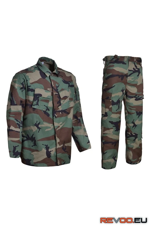 SWAT öltöny, woodland M-Tramp OLT00100-102